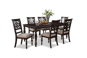 Zora Dining Room Set